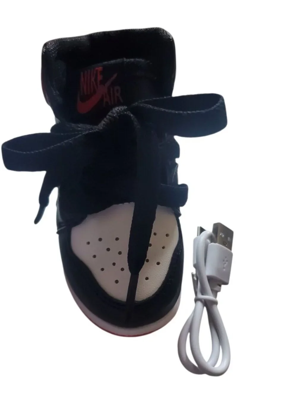 Mini Nike Air Jordan Shoe Keychain W/USB Power Bank Black/Red/White 8000mAh Capa